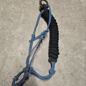 Durable Black and Blue Pet Rope Leash